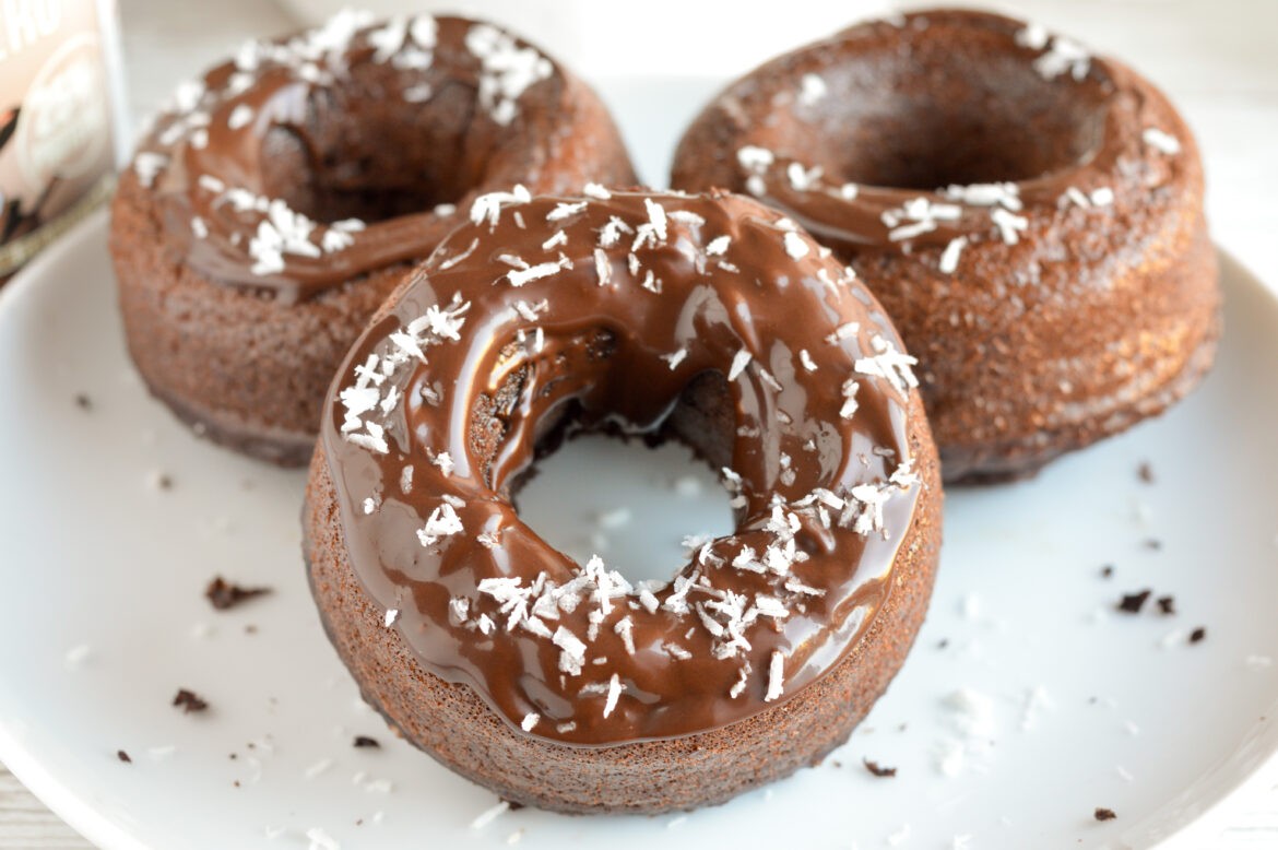 Donuts al cioccolato con ricotta magra Lattebusche
